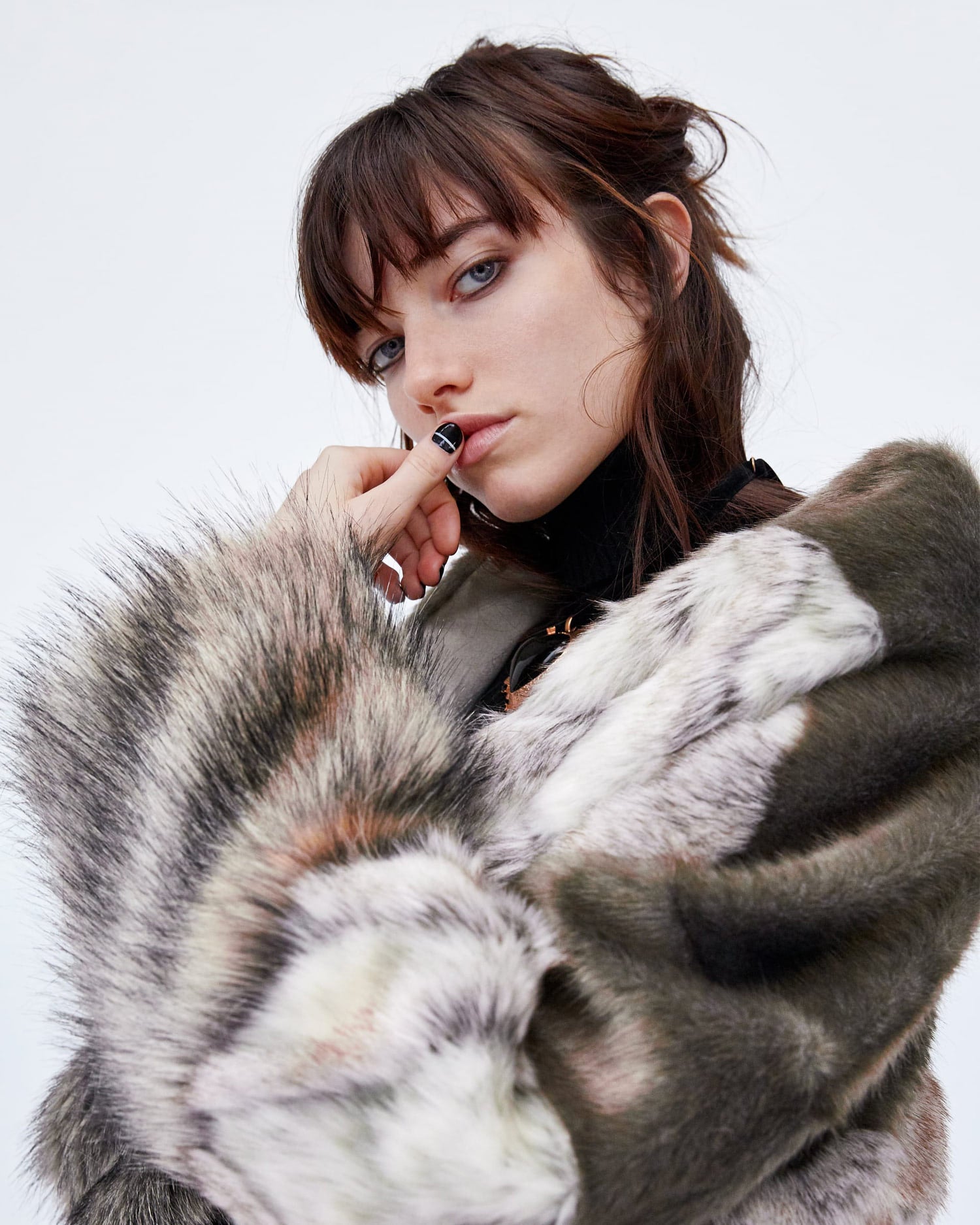 Turtleneck knitted sweater